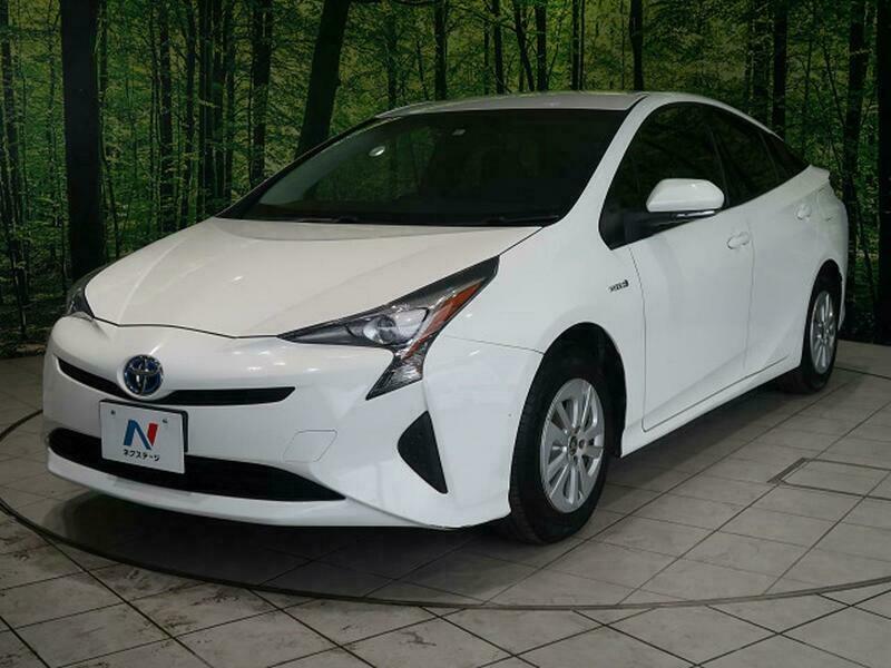 Used 2016 TOYOTA PRIUS ZVW55 | SBI Motor Japan