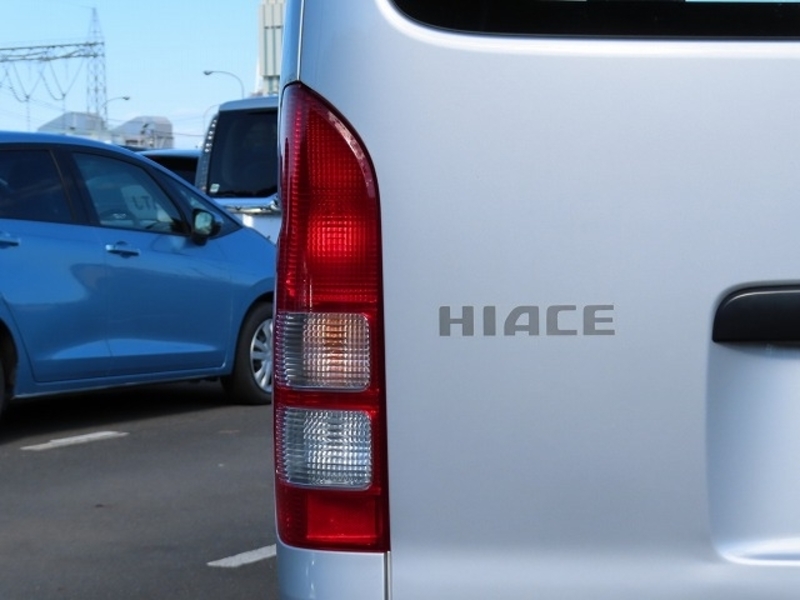 HIACE VAN-31