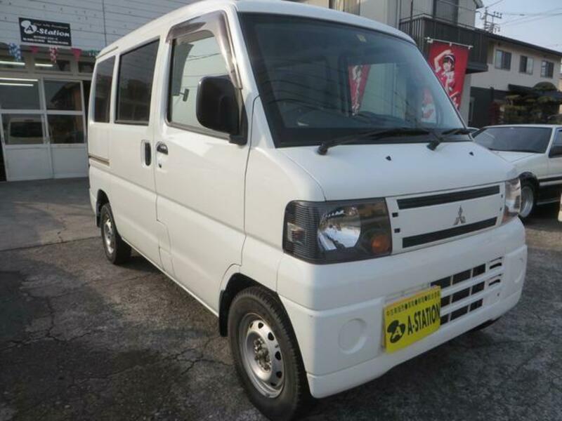 MINICAB VAN
