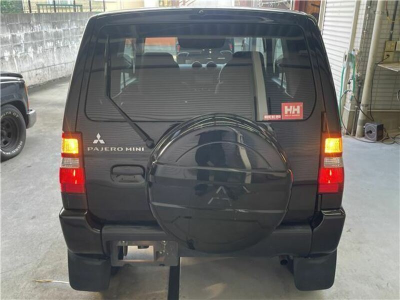 PAJERO MINI