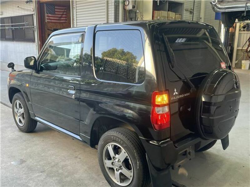 PAJERO MINI
