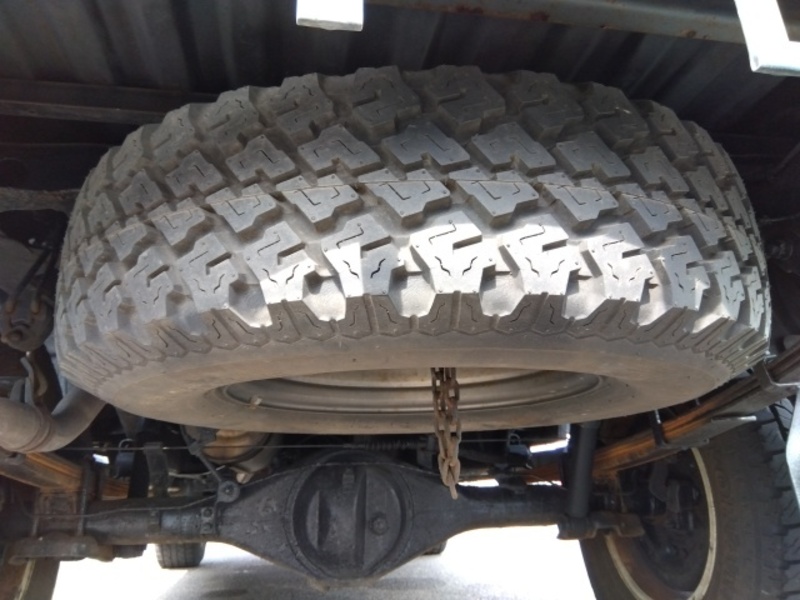 HILUX-13