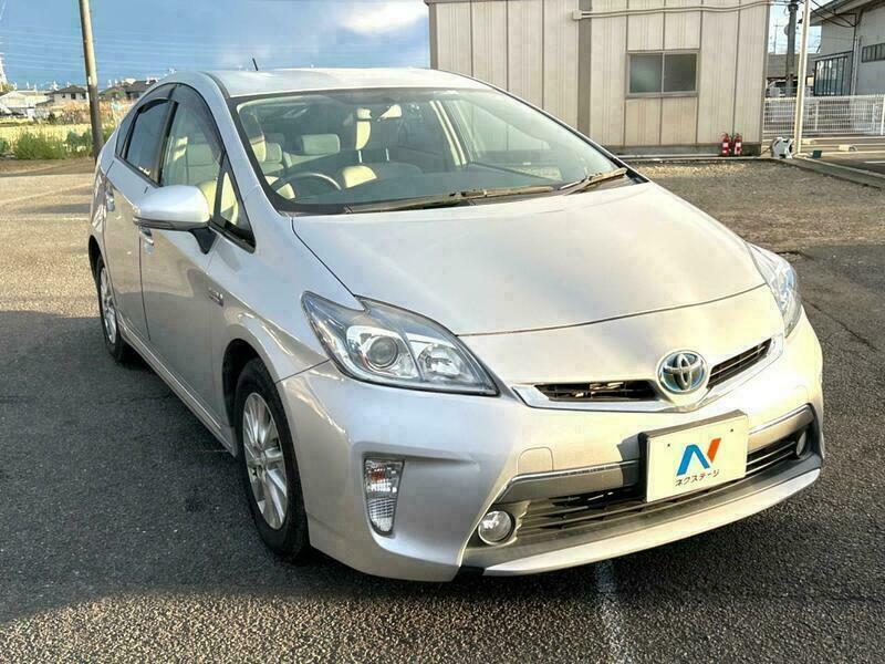 PRIUS PHV-32