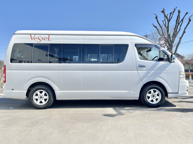 HIACE VAN-14