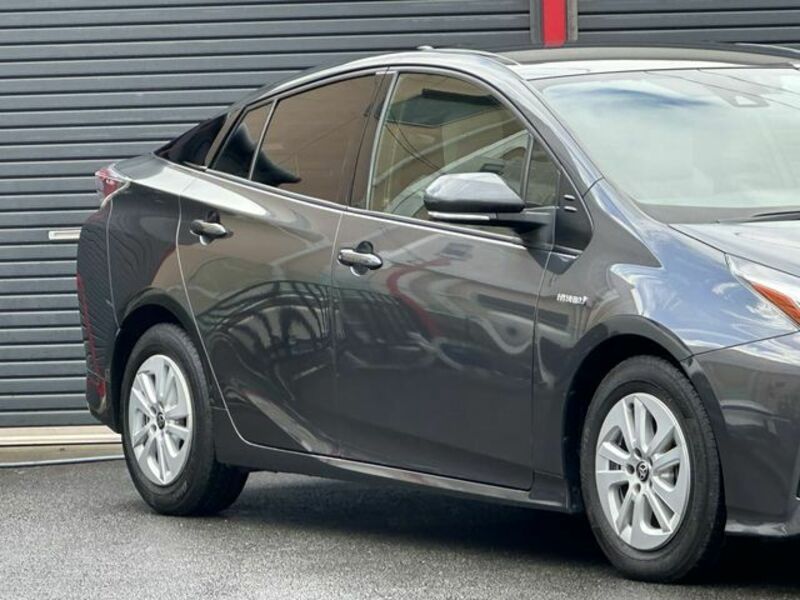 PRIUS-26