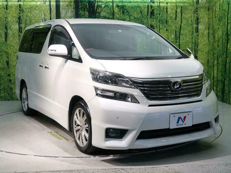 VELLFIRE-51