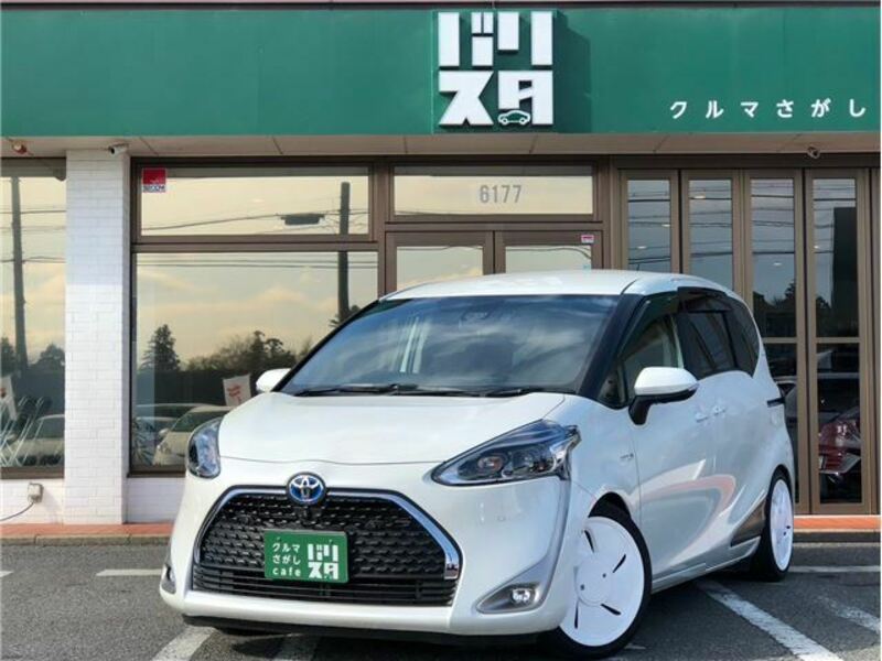 TOYOTA　SIENTA