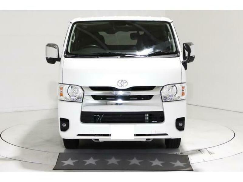 HIACE VAN-6