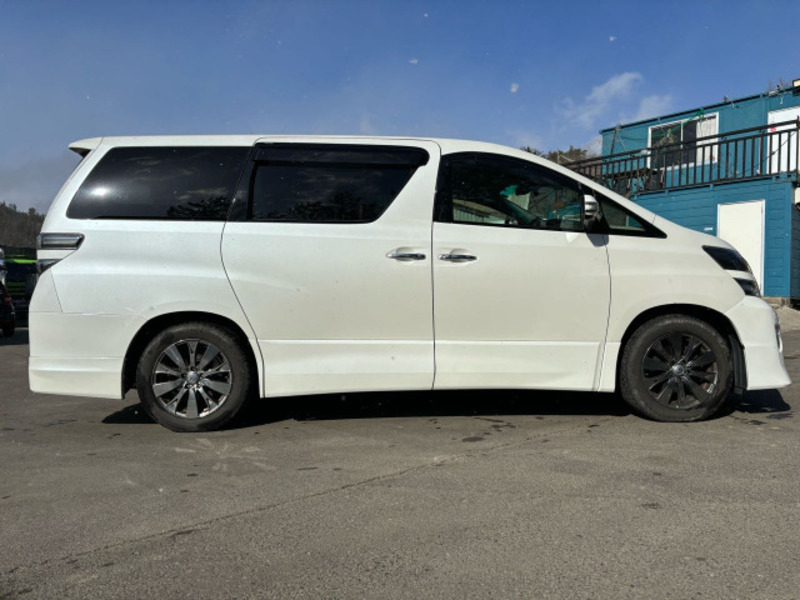 VELLFIRE-3