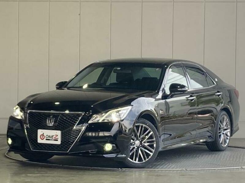 Used 2014 TOYOTA CROWN GRS210 | SBI Motor Japan