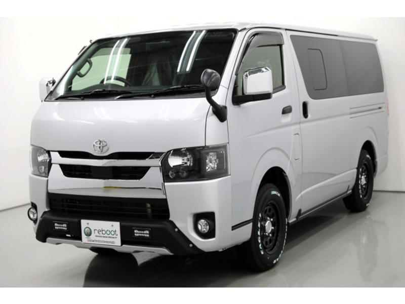 HIACE VAN-1