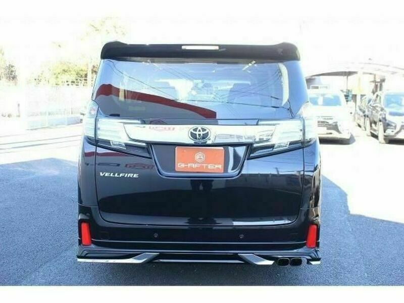 VELLFIRE-7