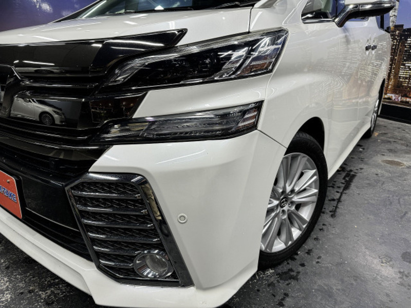 VELLFIRE-4