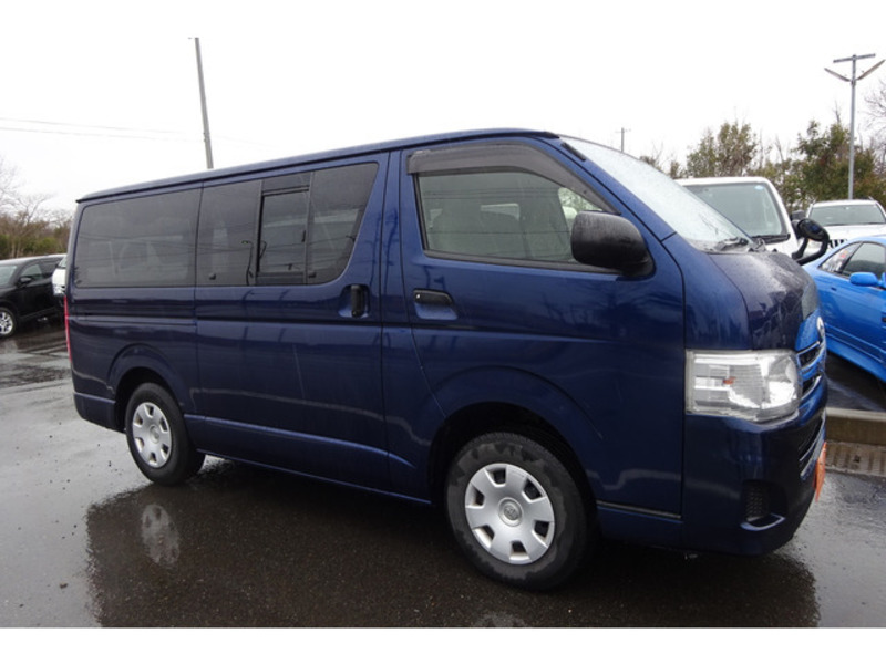 HIACE VAN-6