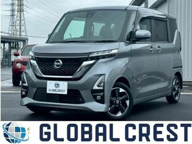 NISSAN　ROOX