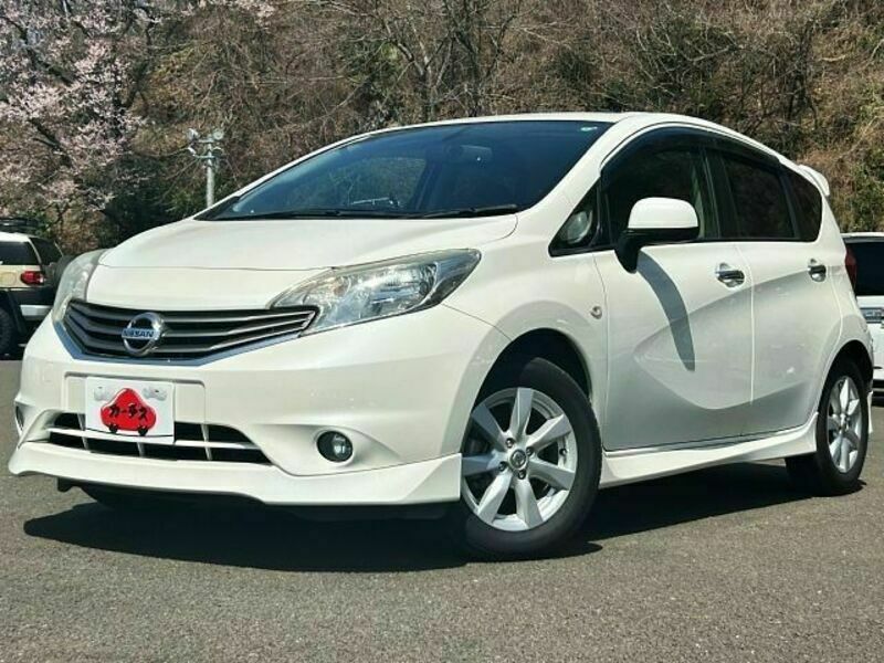 NISSAN　NOTE