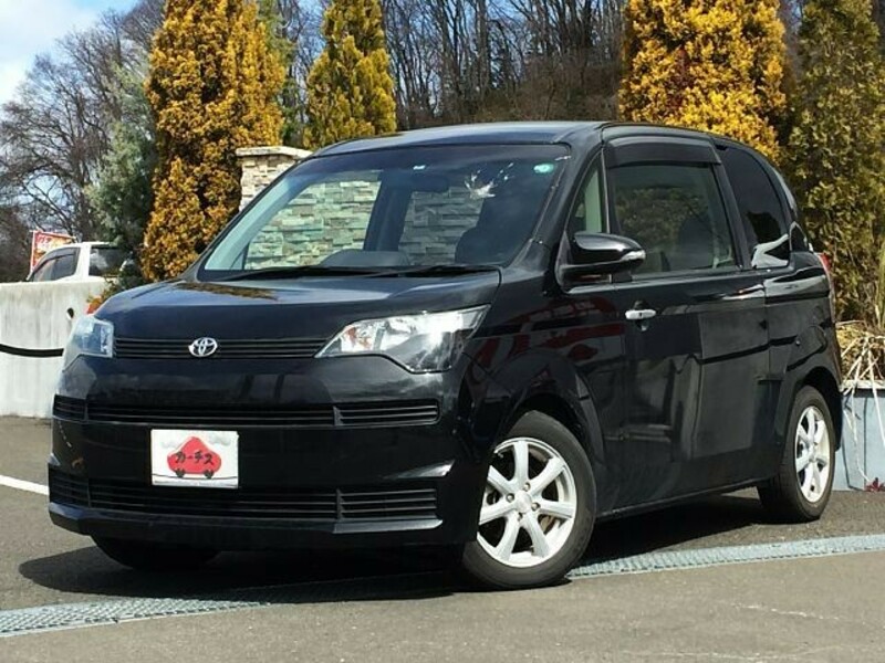 Toyota spade 2013