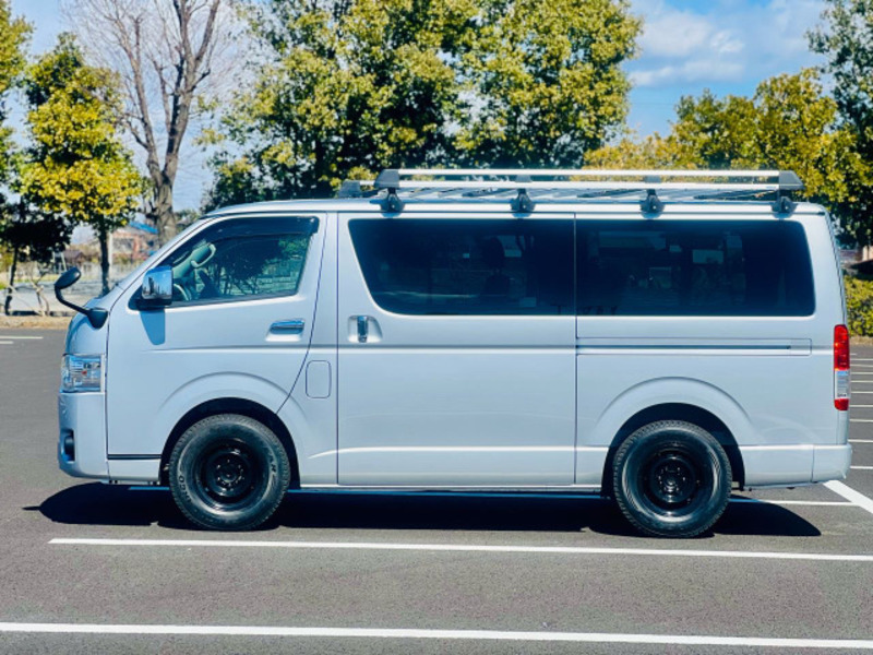 HIACE VAN-2