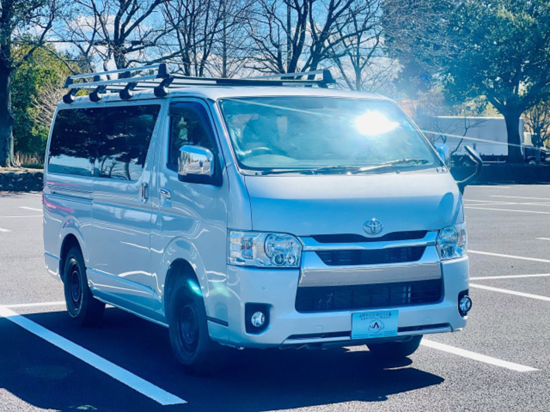 HIACE VAN-7