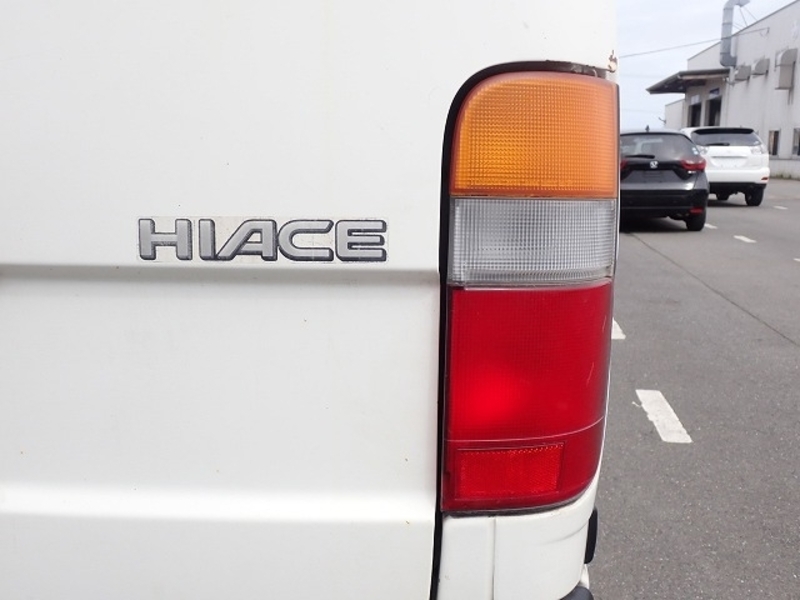HIACE VAN-9