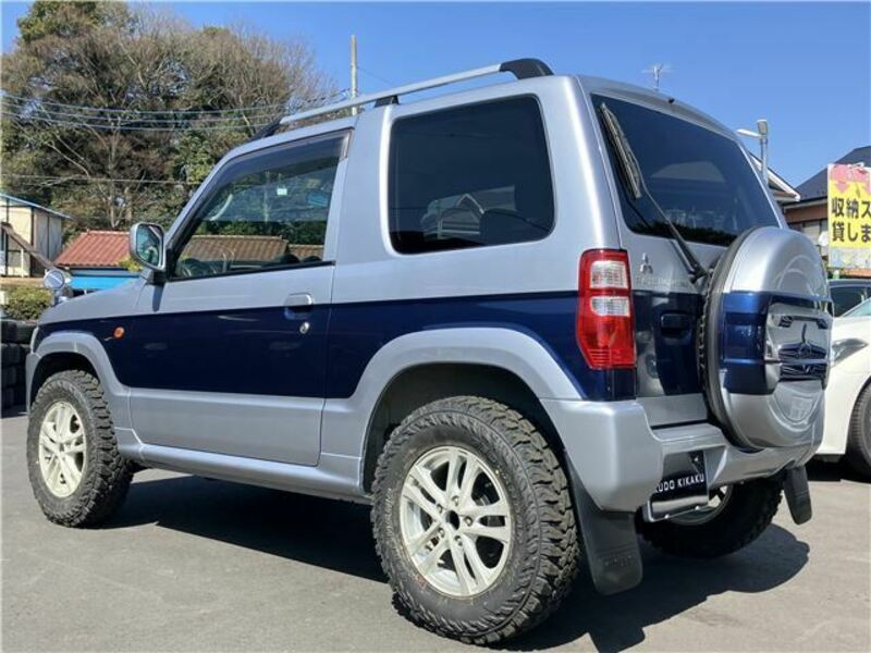 PAJERO MINI-1