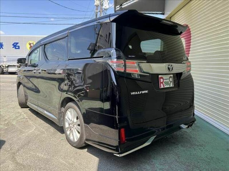 VELLFIRE-4