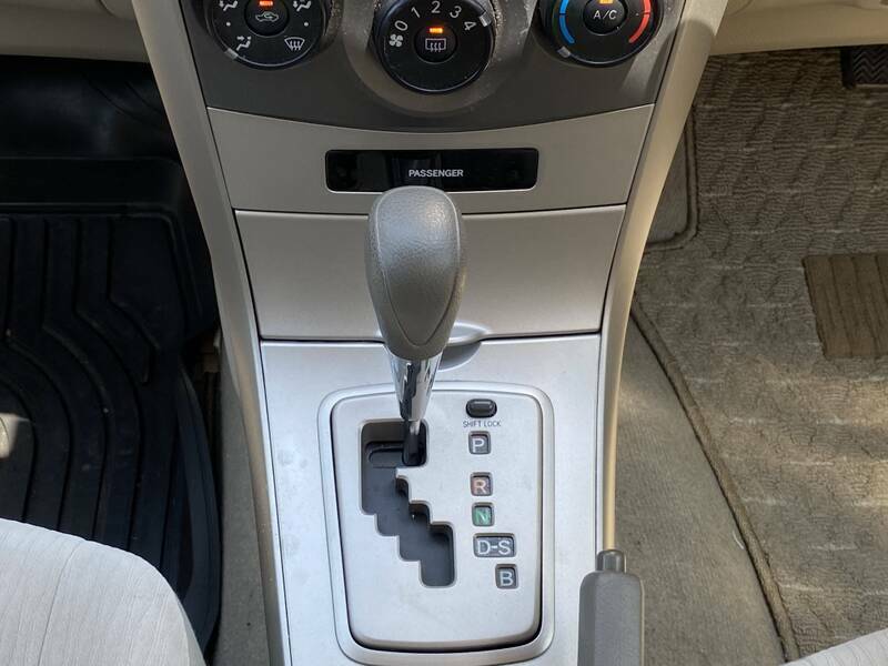 COROLLA AXIO
