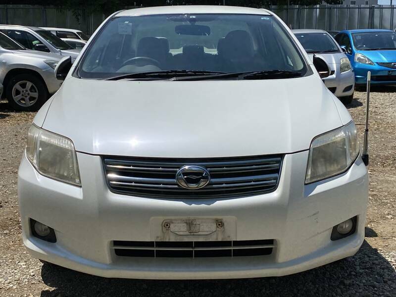 COROLLA AXIO