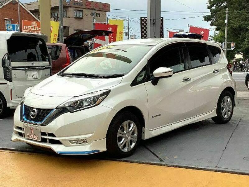 NISSAN　NOTE