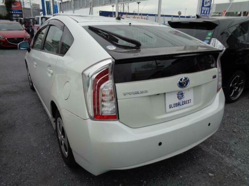 PRIUS-19