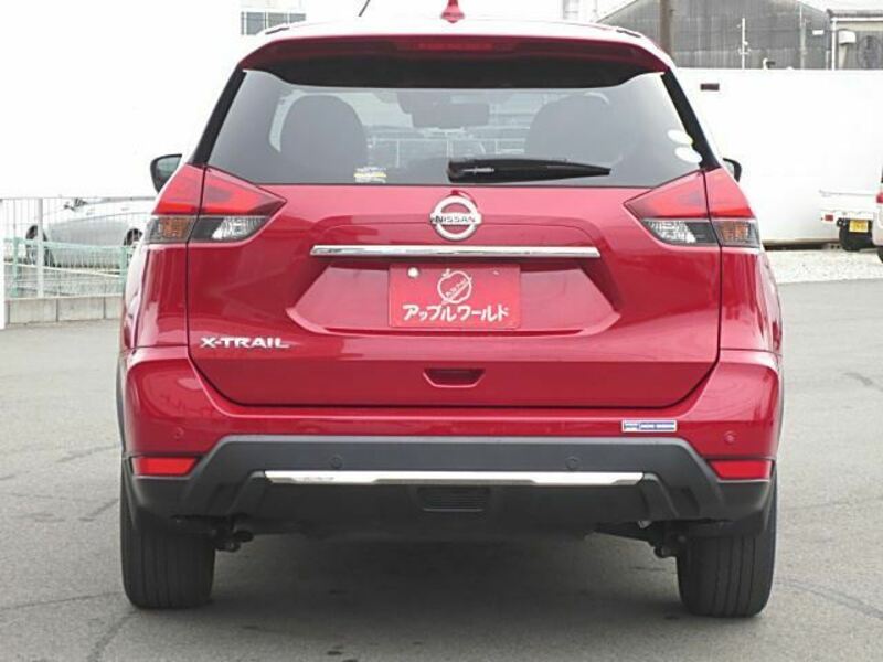 X-TRAIL